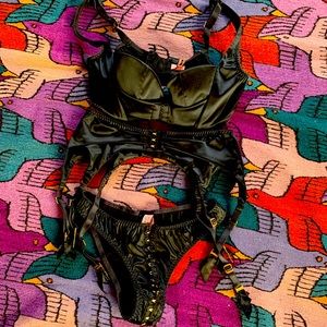 Agent provocateur satin fetish set